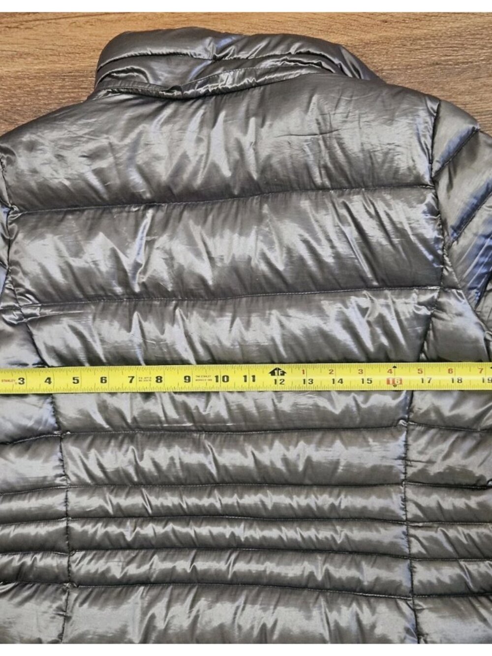 Andrew Marc Packable Down Puffer Silver Pewter Coat Womens Medium - Picture 4 of 8